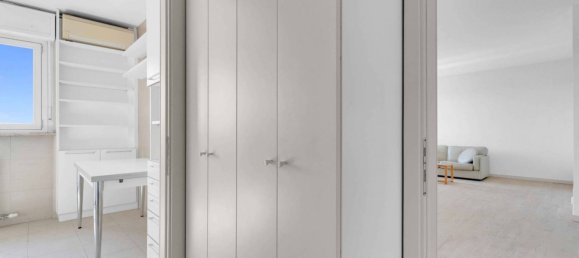 2 bedrooms Apartment in Milan, Italy No. 260231 25