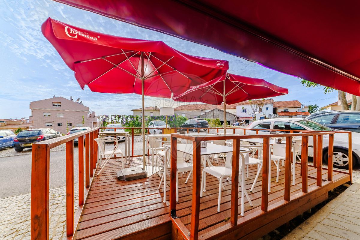 Propriété commerciale à Vila Nova de Gaia, Portugal 79m² No. 15557