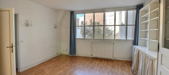 Studio in Paris, France, Nr. 169842 3