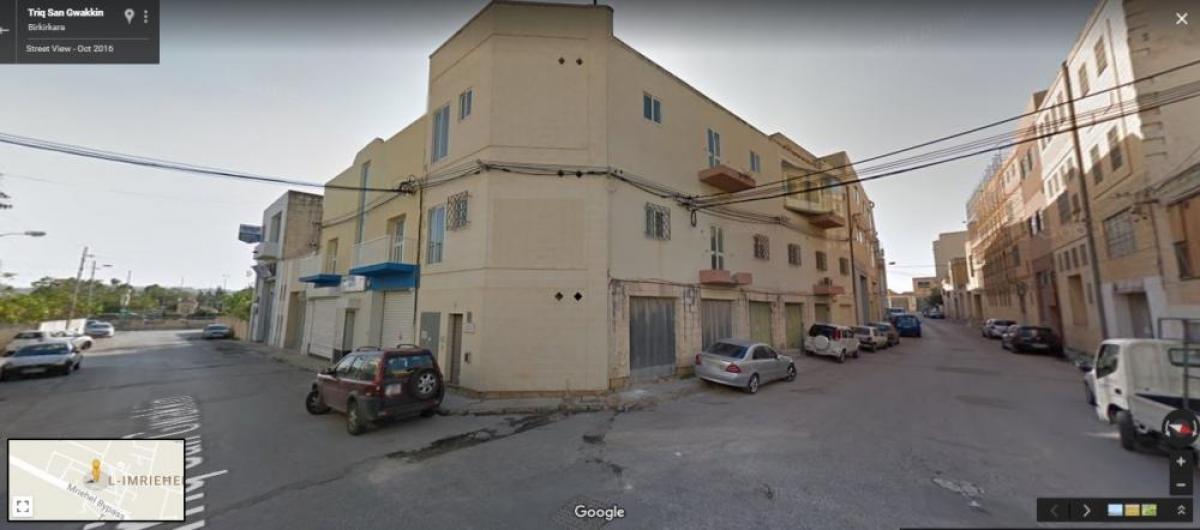  Commercial property in Agrigento, Italy No. 554