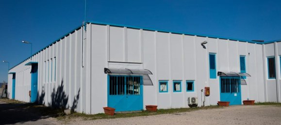 804m² Warehouse in Grosseto, Italy No. 255741 5
