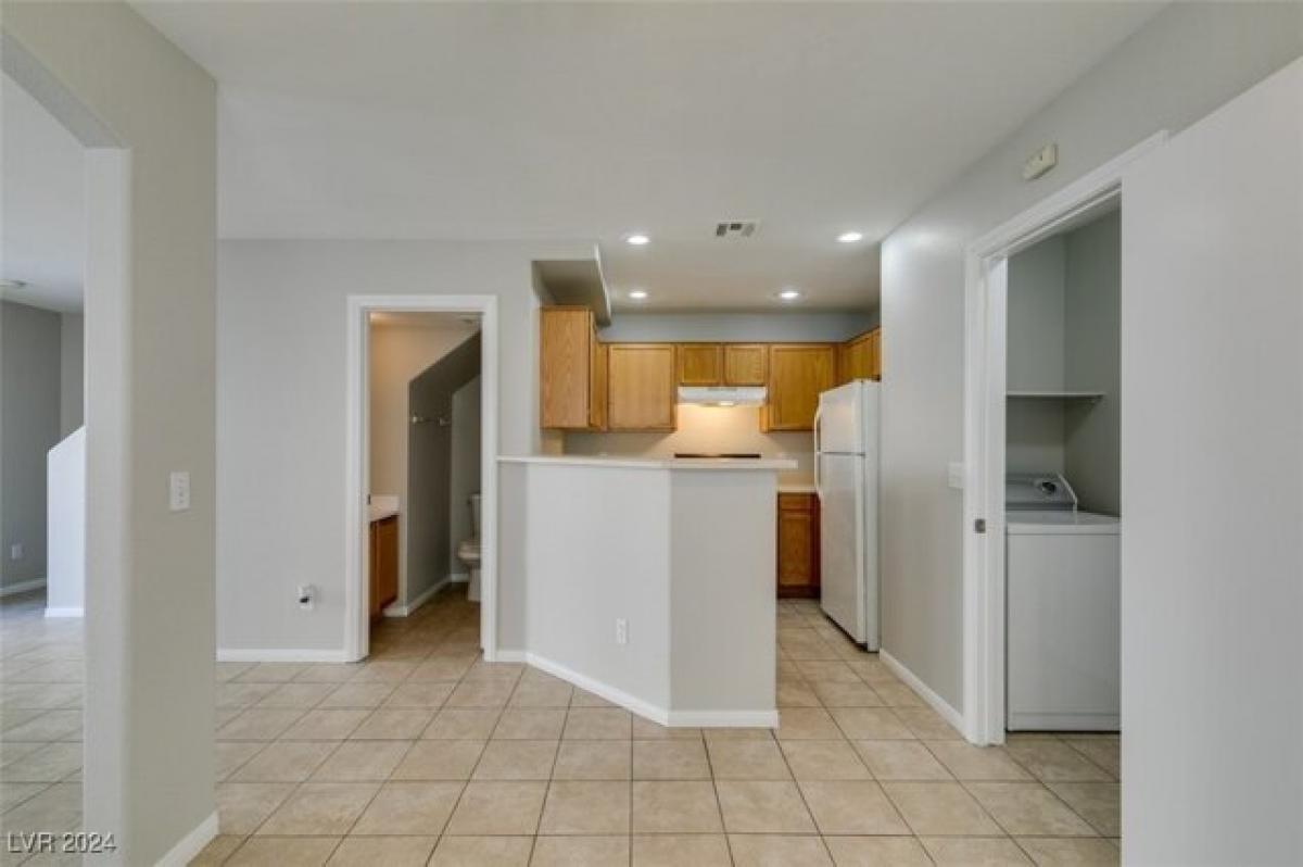 3 bedrooms House in North Las Vegas, USA No. 421595