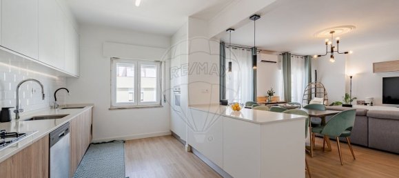 2 bedrooms Apartment in Corroios, Portugal No. 246813 2