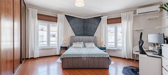 2 bedrooms Apartment in Corroios, Portugal No. 246813 3