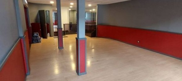 Коммерческая недвижимость 181м² в Тарб, Франция № 320259 7