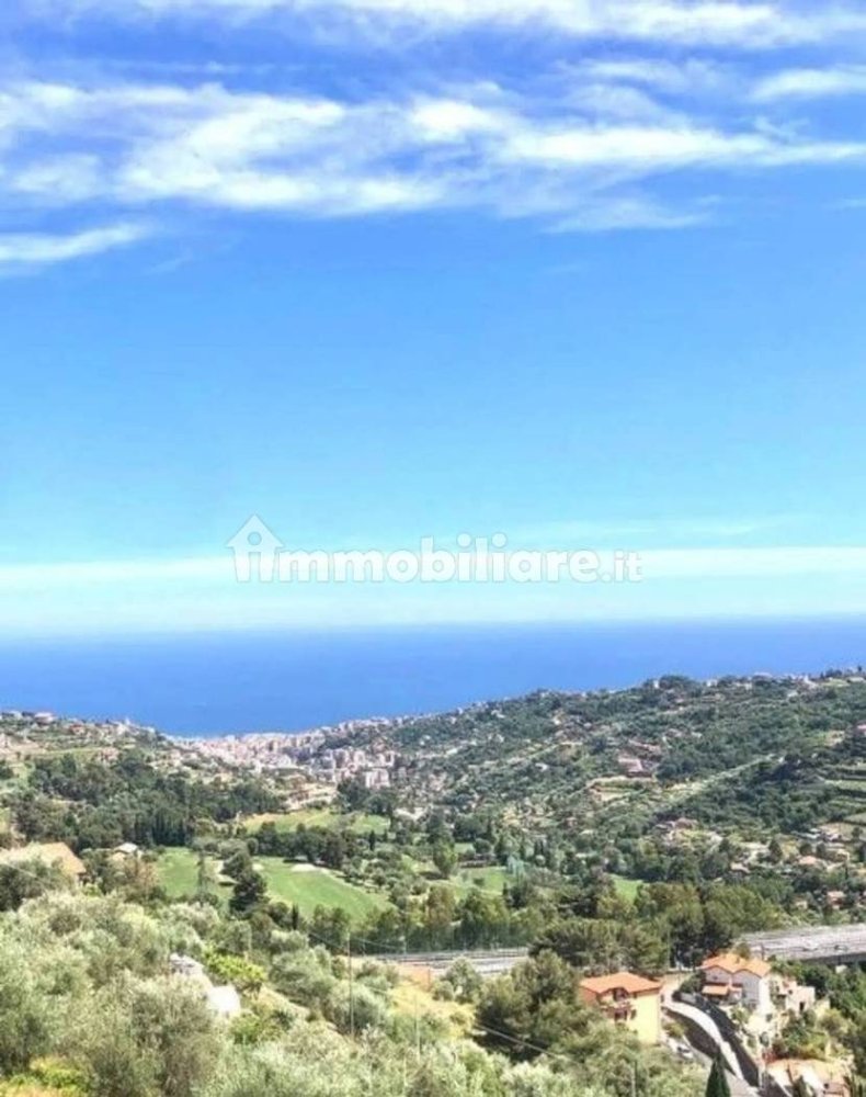 9 bedrooms Villa in Sanremo, Italy No. 395572