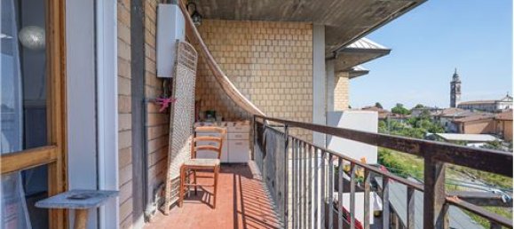 2 bedrooms Apartment in Curno, Italy No. 289513 7