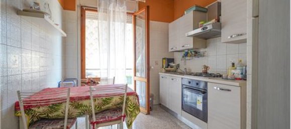 2 bedrooms Apartment in Curno, Italy No. 289513 5
