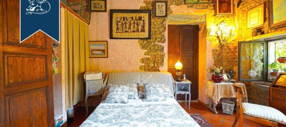 3 rooms Apartment in Florence, Italy No. 100398 17