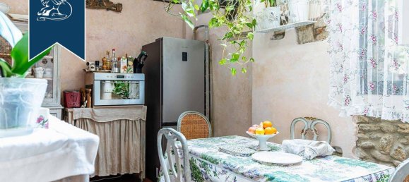 3 rooms Apartment in Florence, Italy No. 100398 10