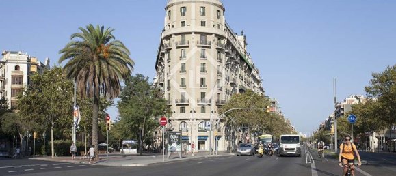 2 chambres Appartement à Eixample, Spain No. 26470 3