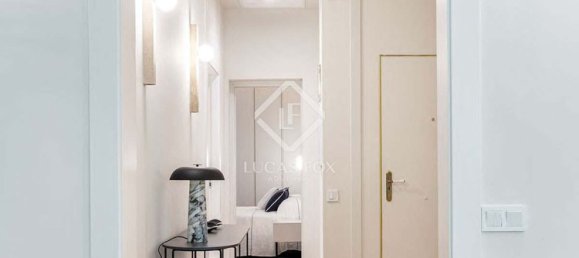 2 chambres Appartement à Eixample, Spain No. 26470 16