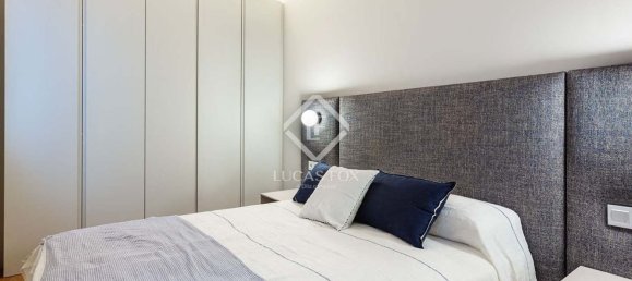 2 chambres Appartement à Eixample, Spain No. 26470 18