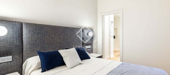 2 chambres Appartement à Eixample, Spain No. 26470 17