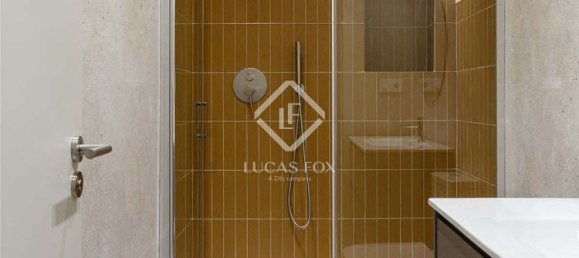 2 chambres Appartement à Eixample, Spain No. 26470 20