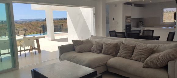 Villa T4 em Estepona, Spain N.º 135008 12