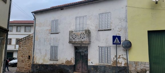 4 bedrooms House in Aranhas, Portugal No. 37529 16