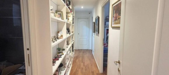4 Schlafzimmer Wohnung in Rome, Italy, Nr. 352470 9