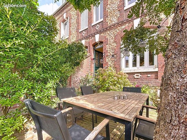 4 غرف نوم منزل في Mont-Saint-Aignan, France رقم 352998