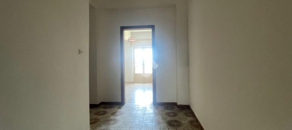 4 rooms Apartment in Reggio Calabria, Italy No. 298864 7