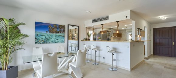 5 bedrooms Villa in Marbella, Spain No. 138168 5