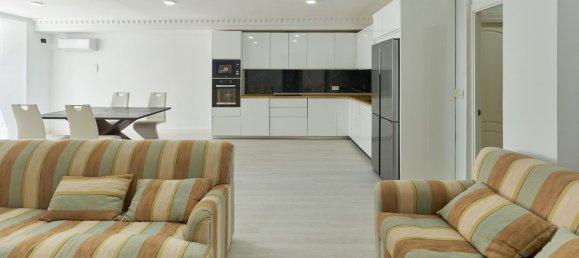 5 bedrooms Villa in Marbella, Spain No. 138168 22