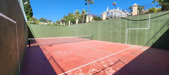 5 bedrooms Villa in Marbella, Spain No. 138168 30