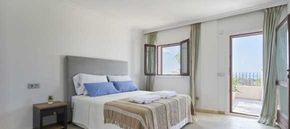 5 bedrooms Villa in Marbella, Spain No. 138168 10