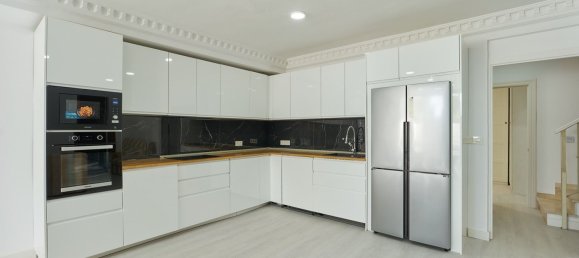 5 bedrooms Villa in Marbella, Spain No. 138168 19