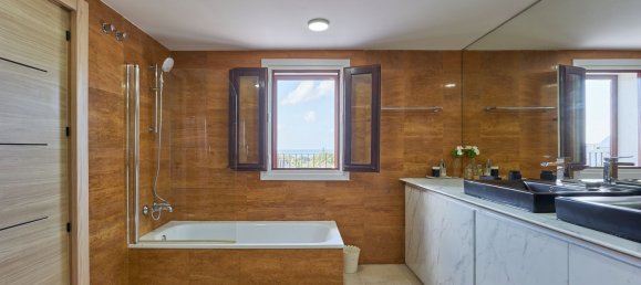 5 bedrooms Villa in Marbella, Spain No. 138168 14