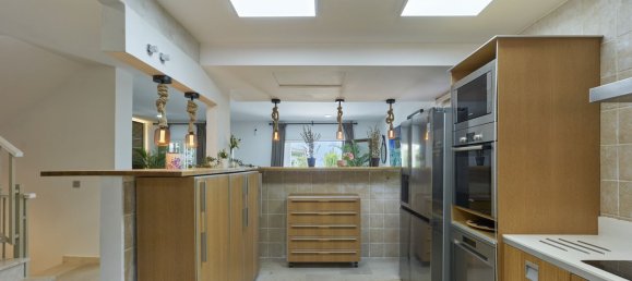 5 bedrooms Villa in Marbella, Spain No. 138168 7