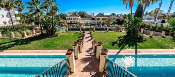 5 bedrooms Villa in Marbella, Spain No. 138168 32