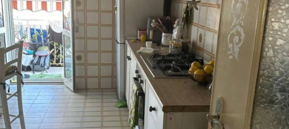 5 bedrooms Apartment in Locri, Italy No. 340071 2