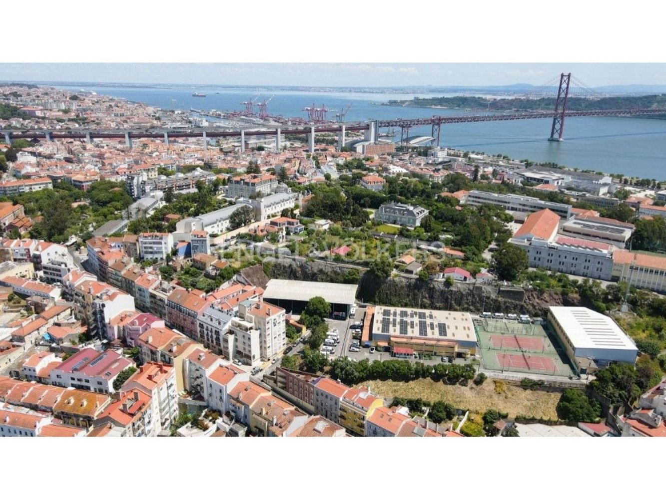  Land in Lisbon, Portugal No. 333721