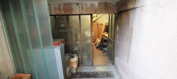 Propiedad comercial de 3 habitaciónes en Mariano Comense, Italy No. 320012 19