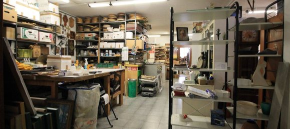 Propiedad comercial de 3 habitaciónes en Mariano Comense, Italy No. 320012 13