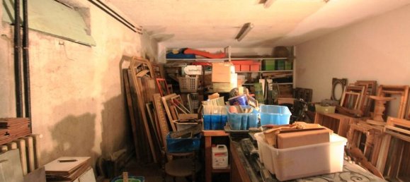 Propiedad comercial de 3 habitaciónes en Mariano Comense, Italy No. 320012 37