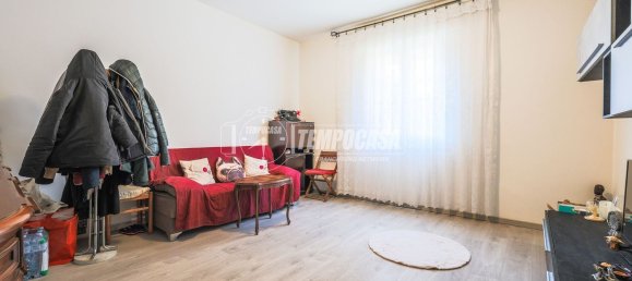 4 rooms Apartment in Imola, Italy No. 79593 3