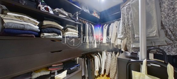 Studio in Seveso, Italy No. 305122 9