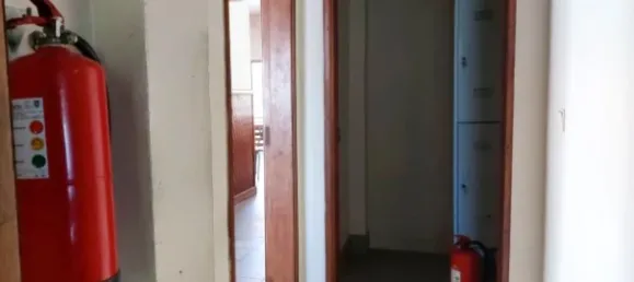 Коммерческая недвижимость 214м² в Алмада, Португалия № 146778 10