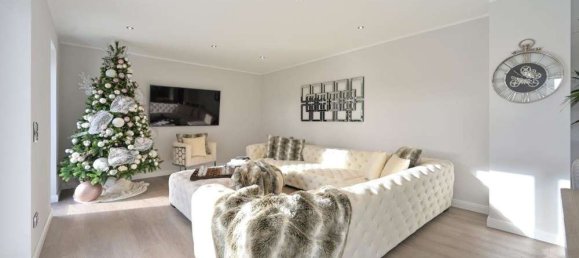 5 chambres Villa à Augsburg, Germany No. 143245 39