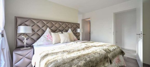 5 chambres Villa à Augsburg, Germany No. 143245 16