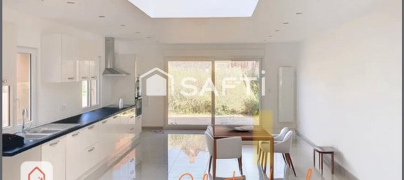 4 bedrooms Townhouse in Sainghin-en-Weppes, France No. 235143 3