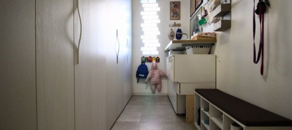 5 rooms Villa in Limbiate, Italy No. 13572 17