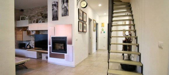 5 rooms Villa in Limbiate, Italy No. 13572 14