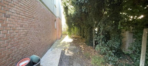 6 bedrooms Villa in Imola, Italy No. 68126 8