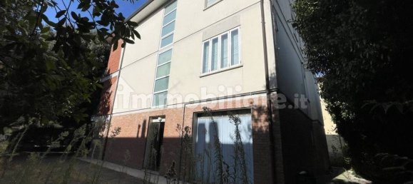 6 bedrooms Villa in Imola, Italy No. 68126 4
