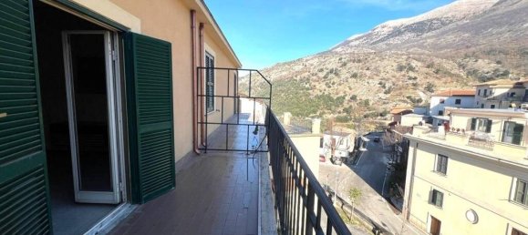 2 bedrooms Townhouse in Pescosolido, Italy No. 53460 2