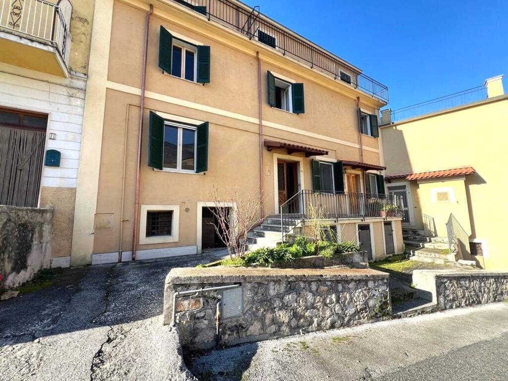 2 bedrooms Townhouse in Pescosolido, Italy No. 53460
