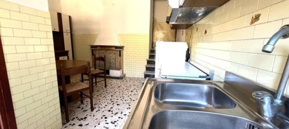 2 bedrooms Townhouse in Pescosolido, Italy No. 53460 6